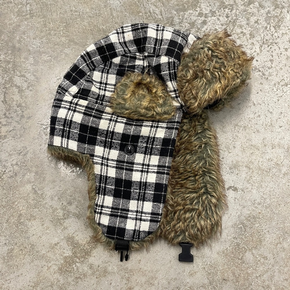 Black White Plaid Trapper Hat Faux Fur Lined Winter Bomber Ear Flap Cap